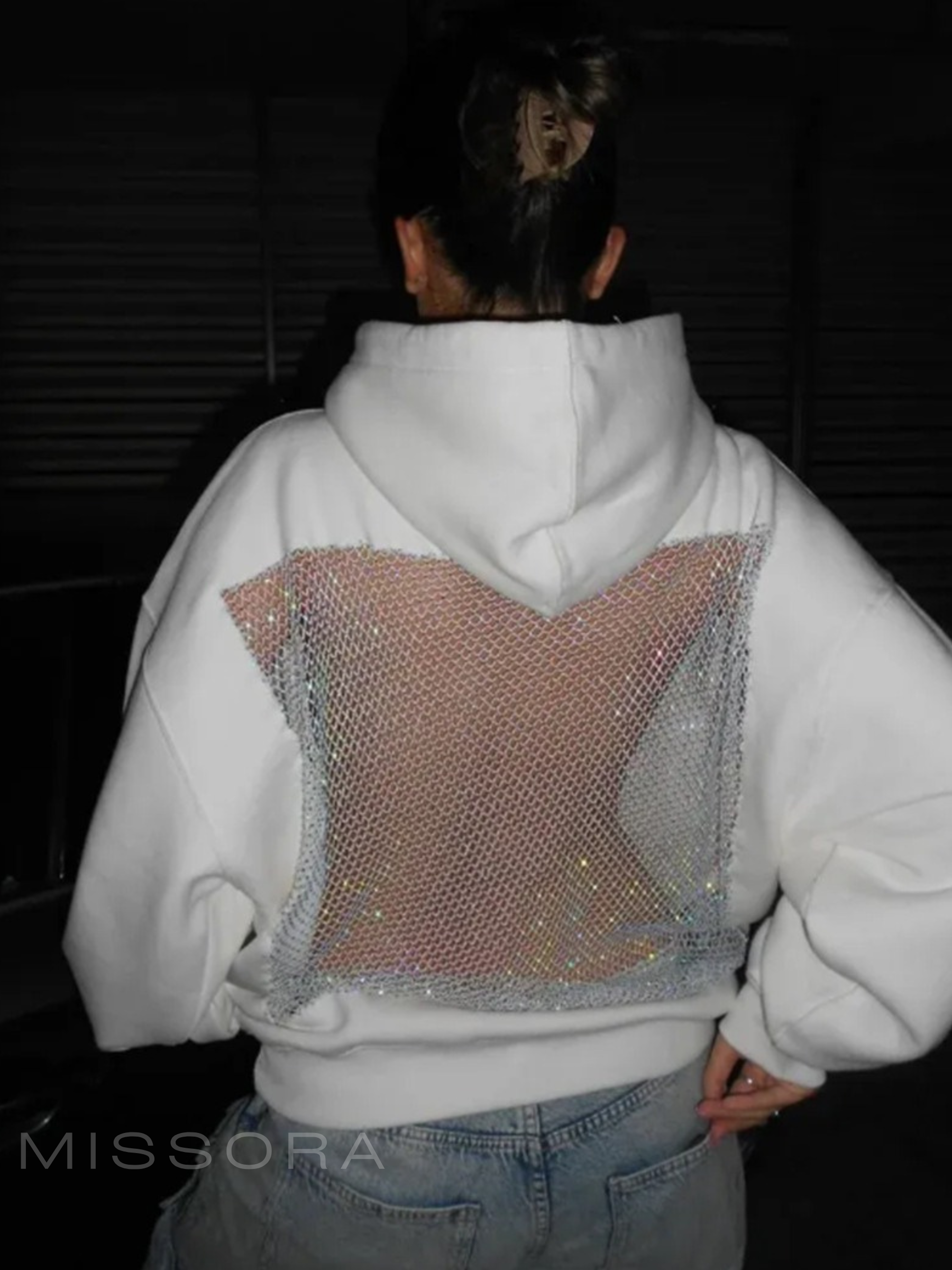 Aurora Taş Detaylı Sırt Dekolteli Sweatshirt