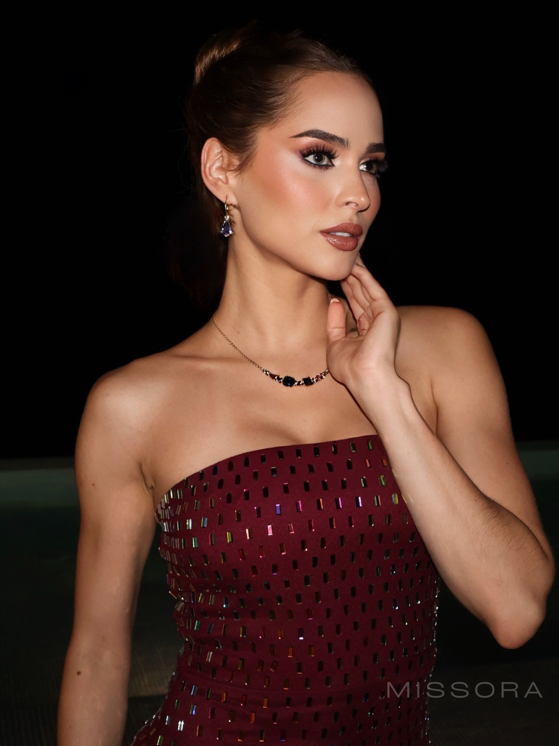 Maddy Kristal İşlemeli Straplez Maksi Elbise