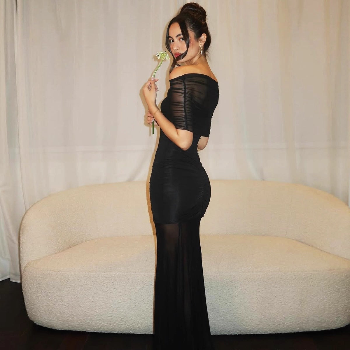 Karlyn Omzu Açık Tül Maxi Elbise