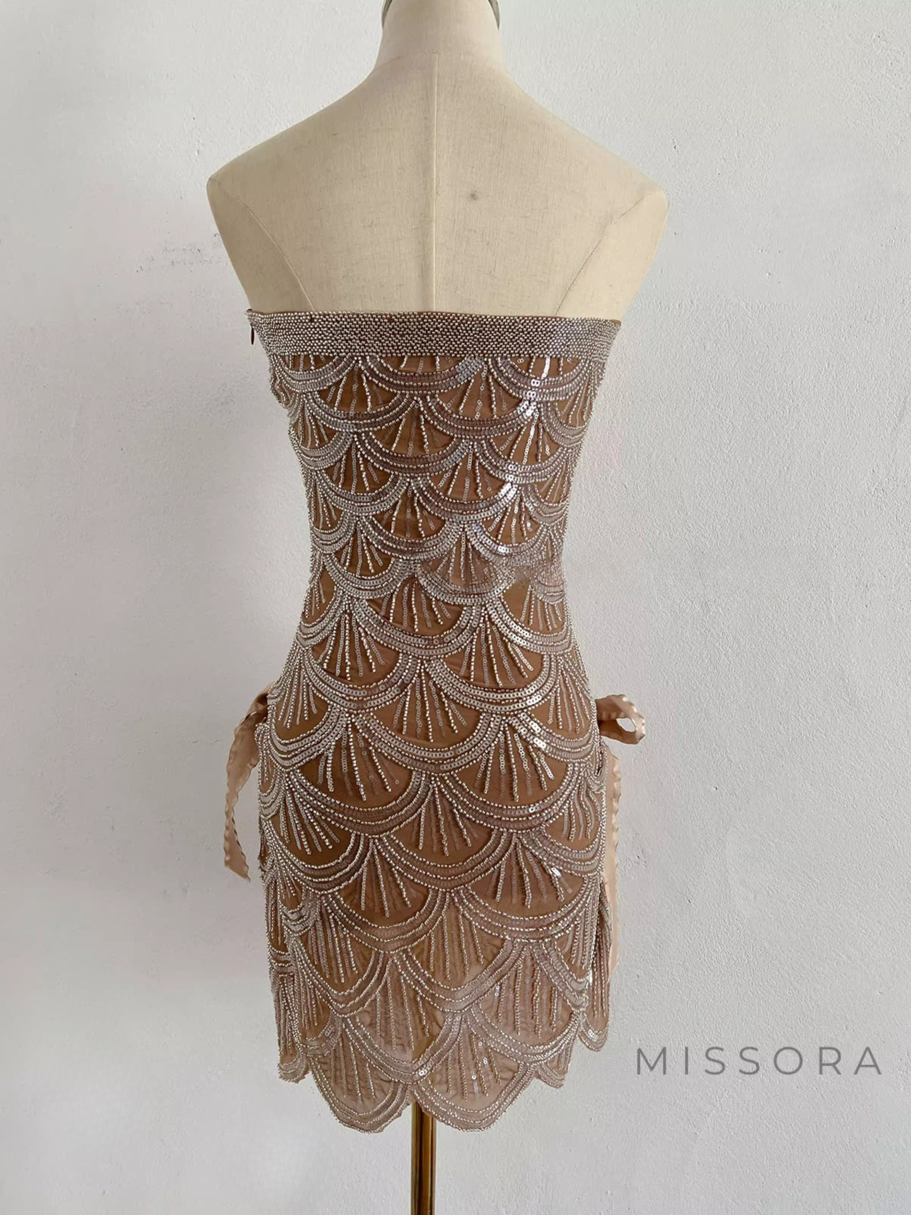 Ivee Payetli Straplez Mini Elbise