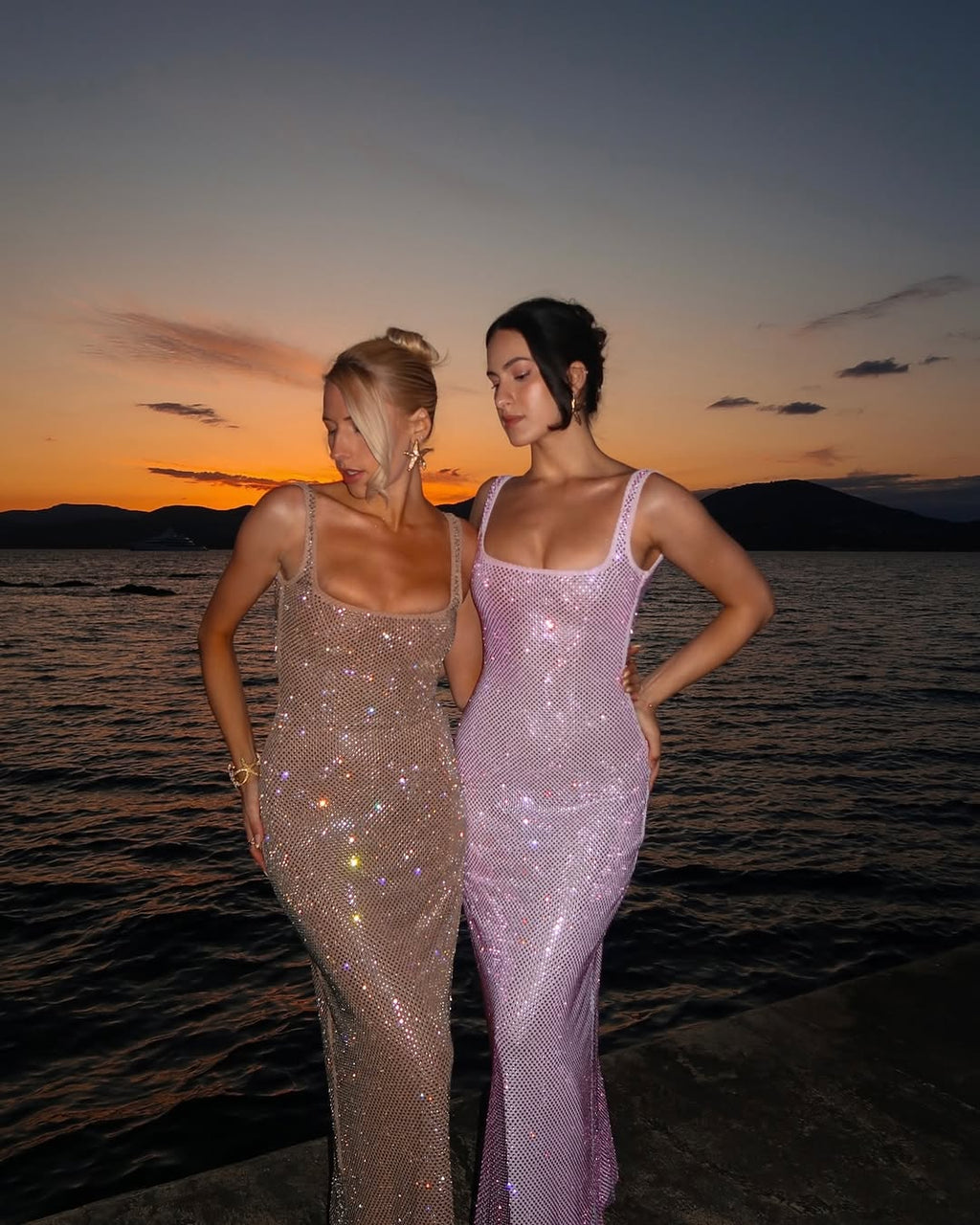 Mckynlee Işıltılı Sırtı Açık Maxi Elbise