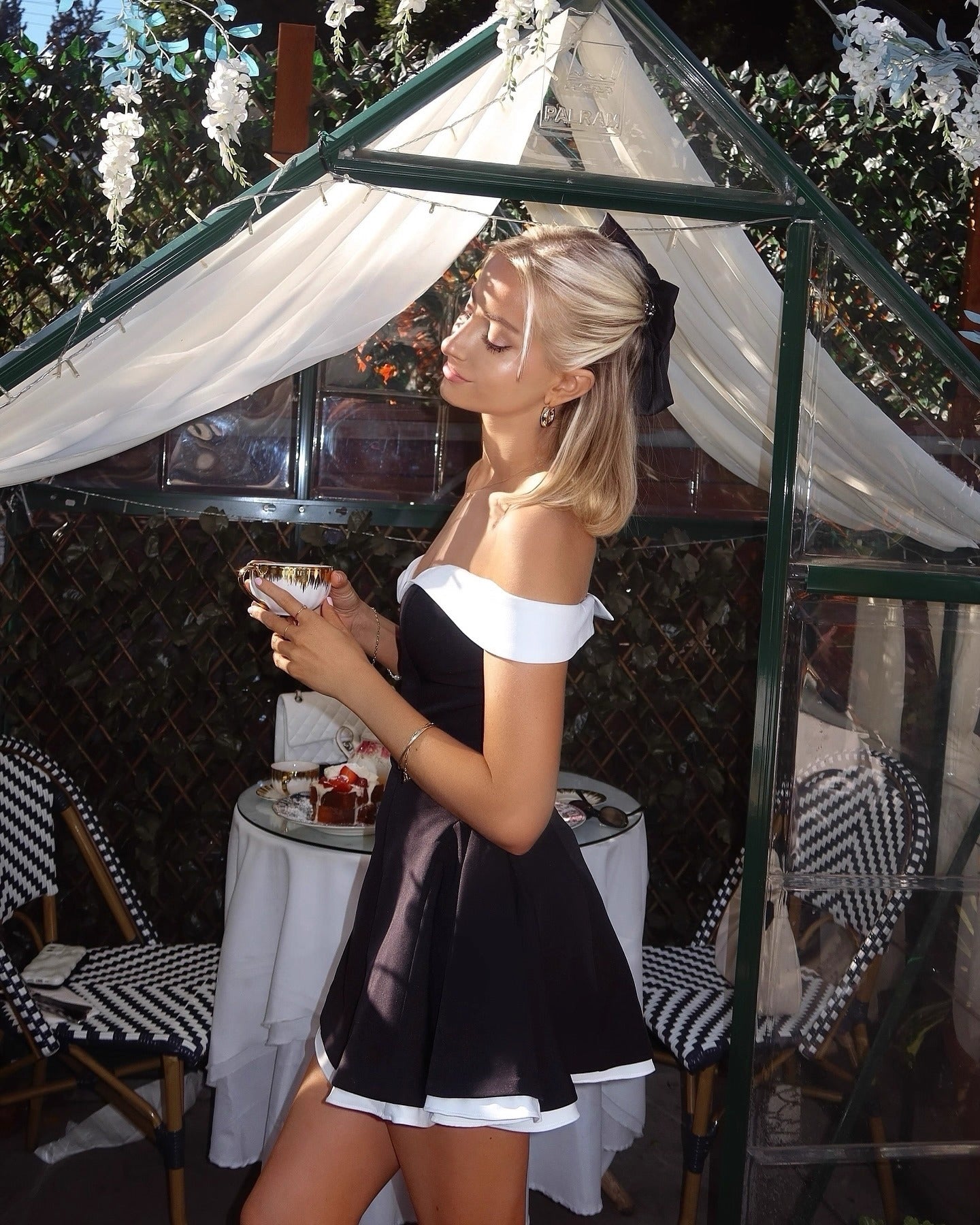 Donna Düşük Omuzlu Kontrast Elbise