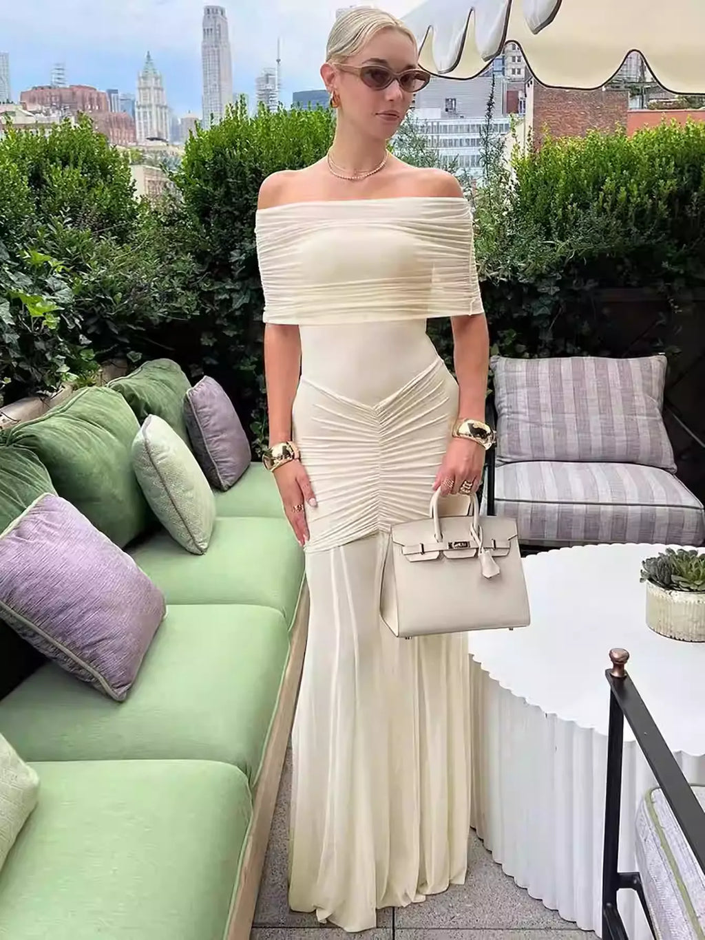 Karlyn Omzu Açık Tül Maxi Elbise