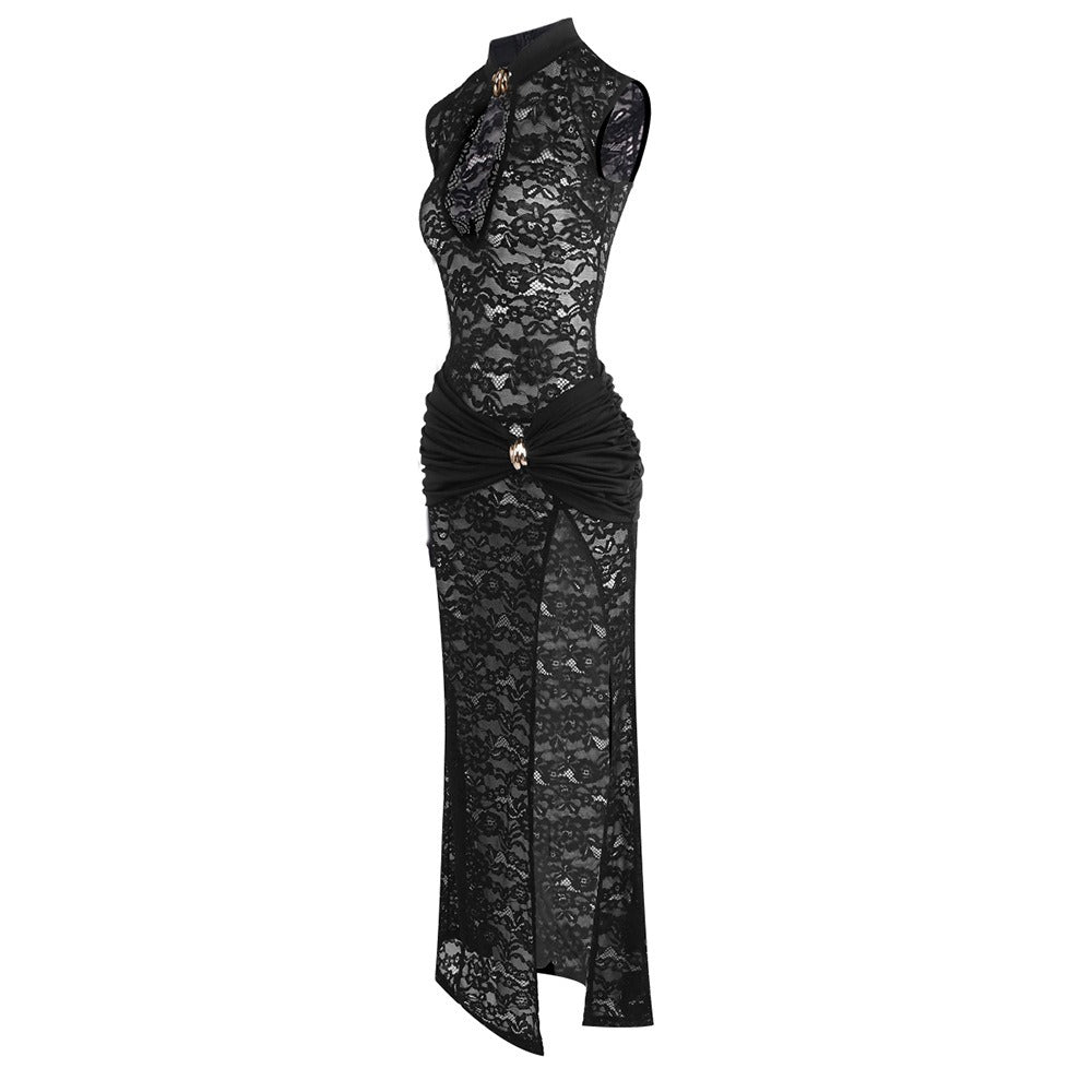 Tilly Siyah Dantel Yırtmaçlı Maxi Elbise