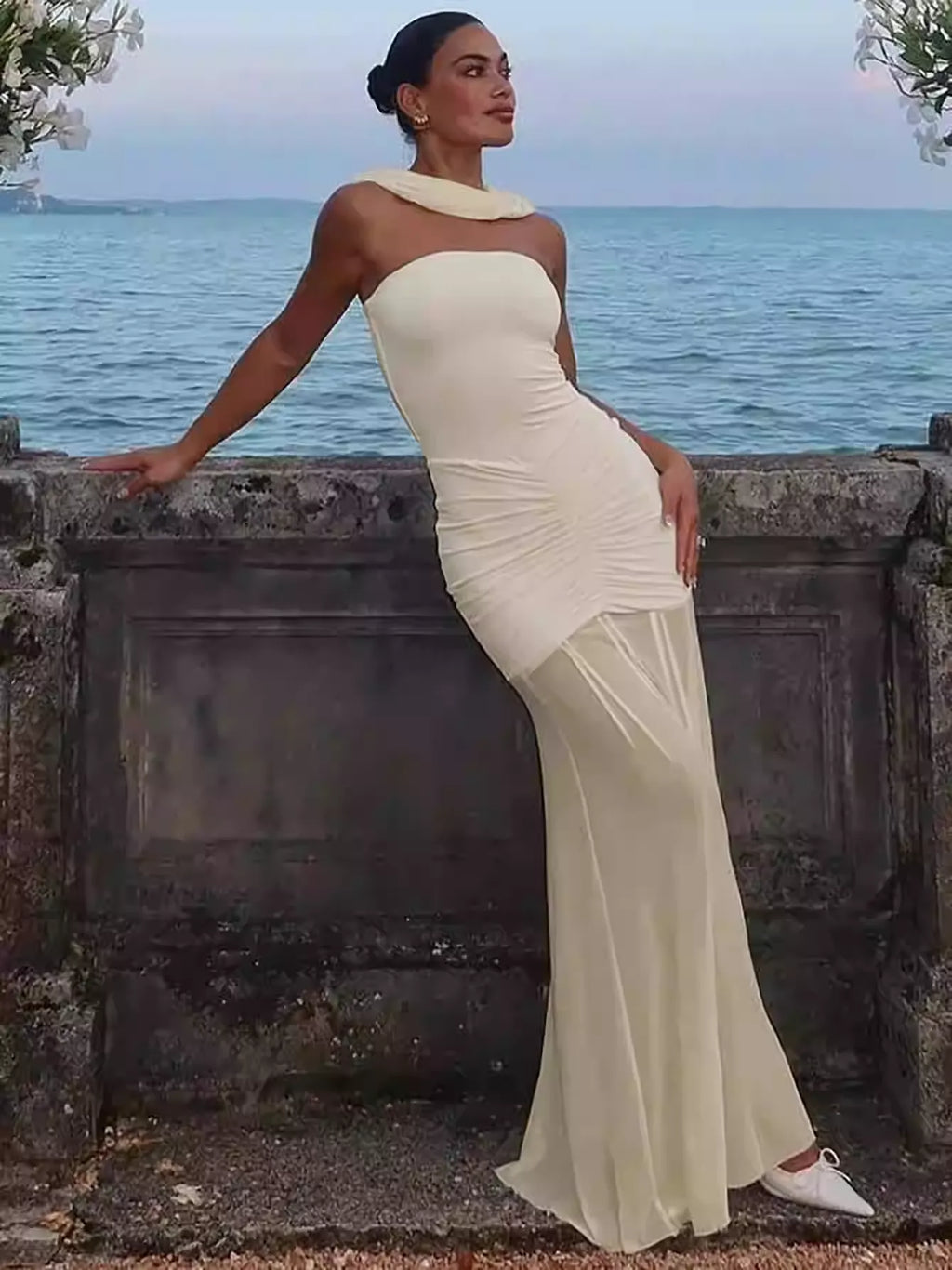 Karlyn Omzu Açık Tül Maxi Elbise