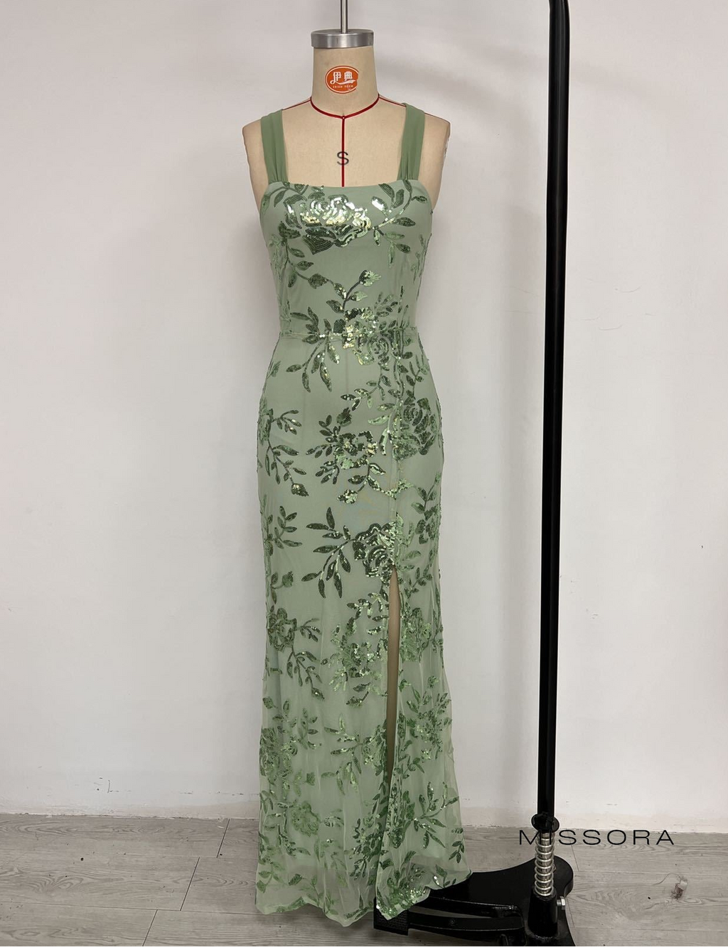 Amyah Pul İşlemeli Askılı Midi Elbise [NXP3LH87]