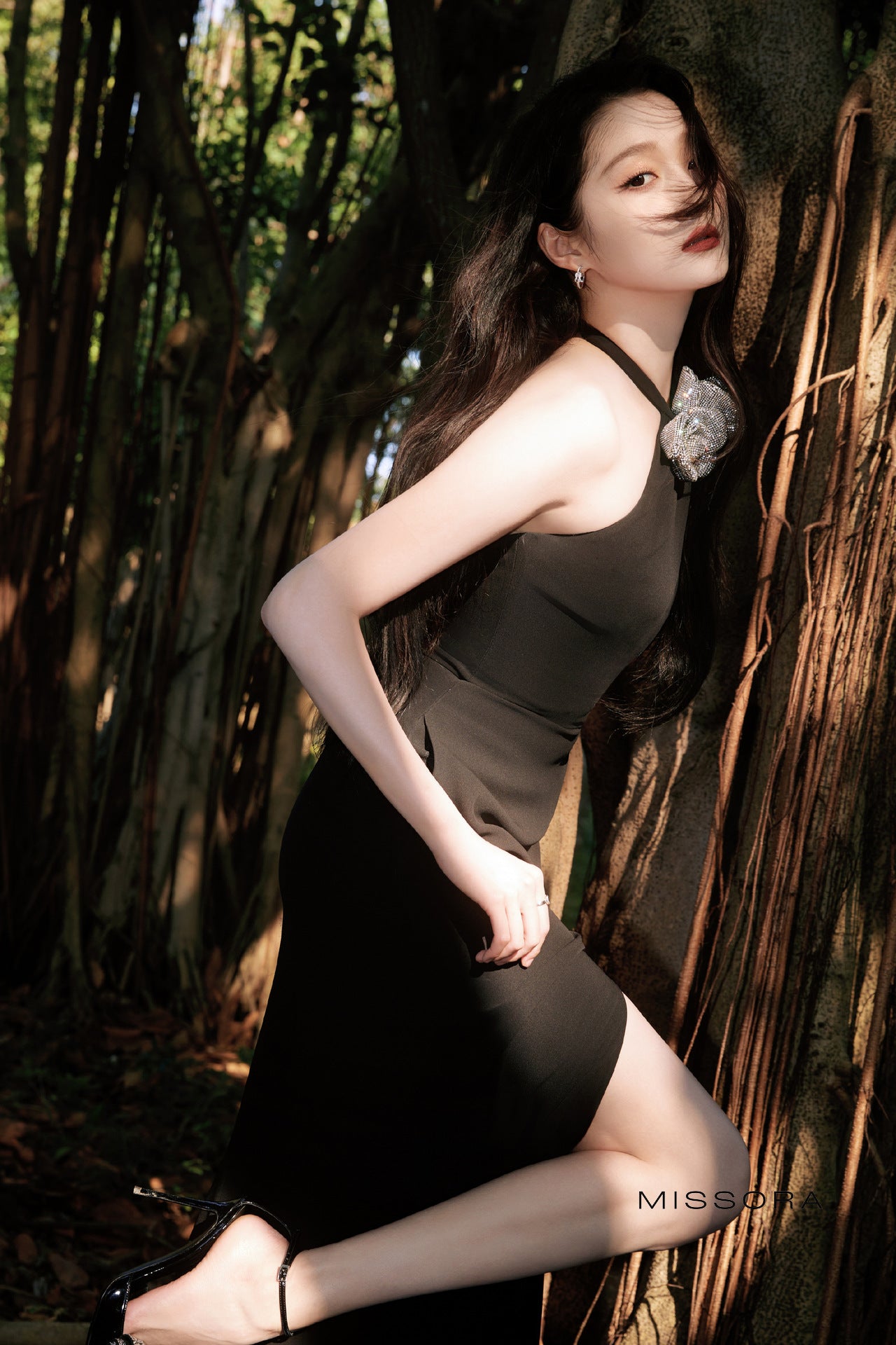 Aurianna Çiçek Detaylı Halter Maxi Elbise [ZTYF4UZ5]