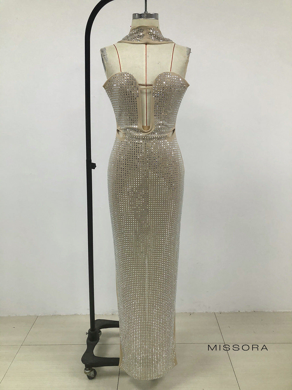 Eden Halter Işıltılı Maksi Elbise [FA3SY16D]