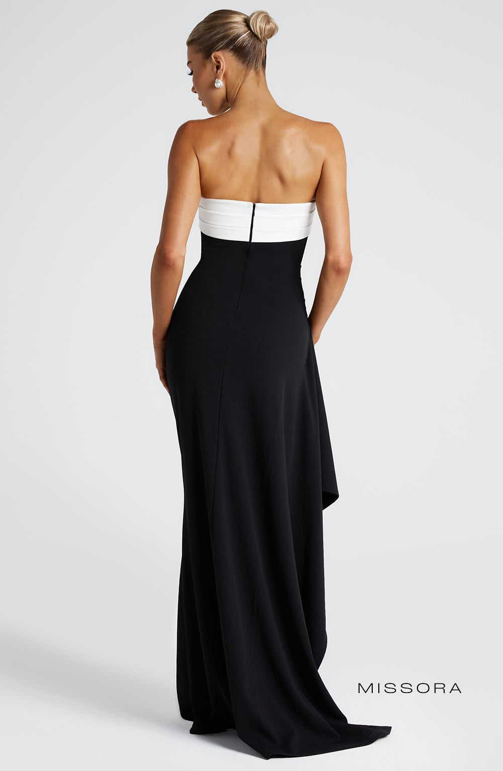 Missora Elif Strapless Ruched Maxi Dress - Black/White