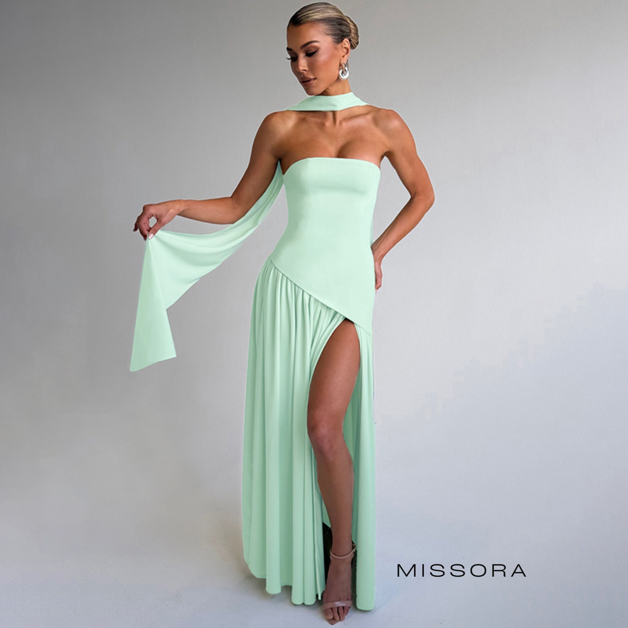 Embrie Askısız Yırtmaçlı Elbise [GVN8TU3Q]