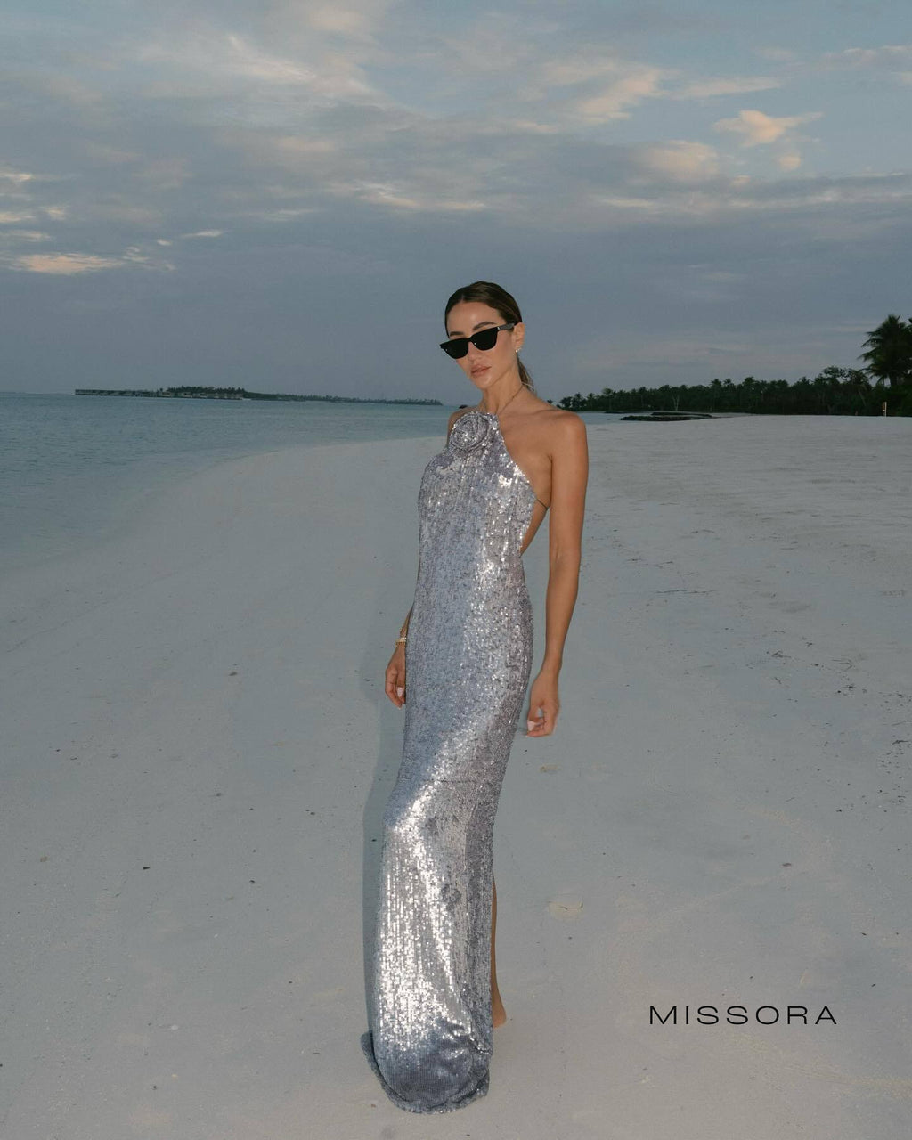 Finn Sırt Dekolteli Payetli Maksi Elbise [FTADHIU3]