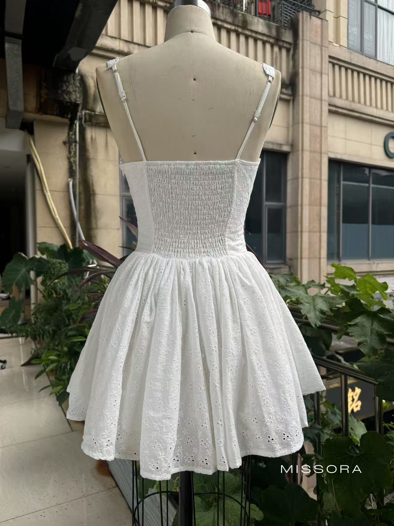 Kaileigh Dantel İşlemeli Mini Elbise [OIAJUFLH]