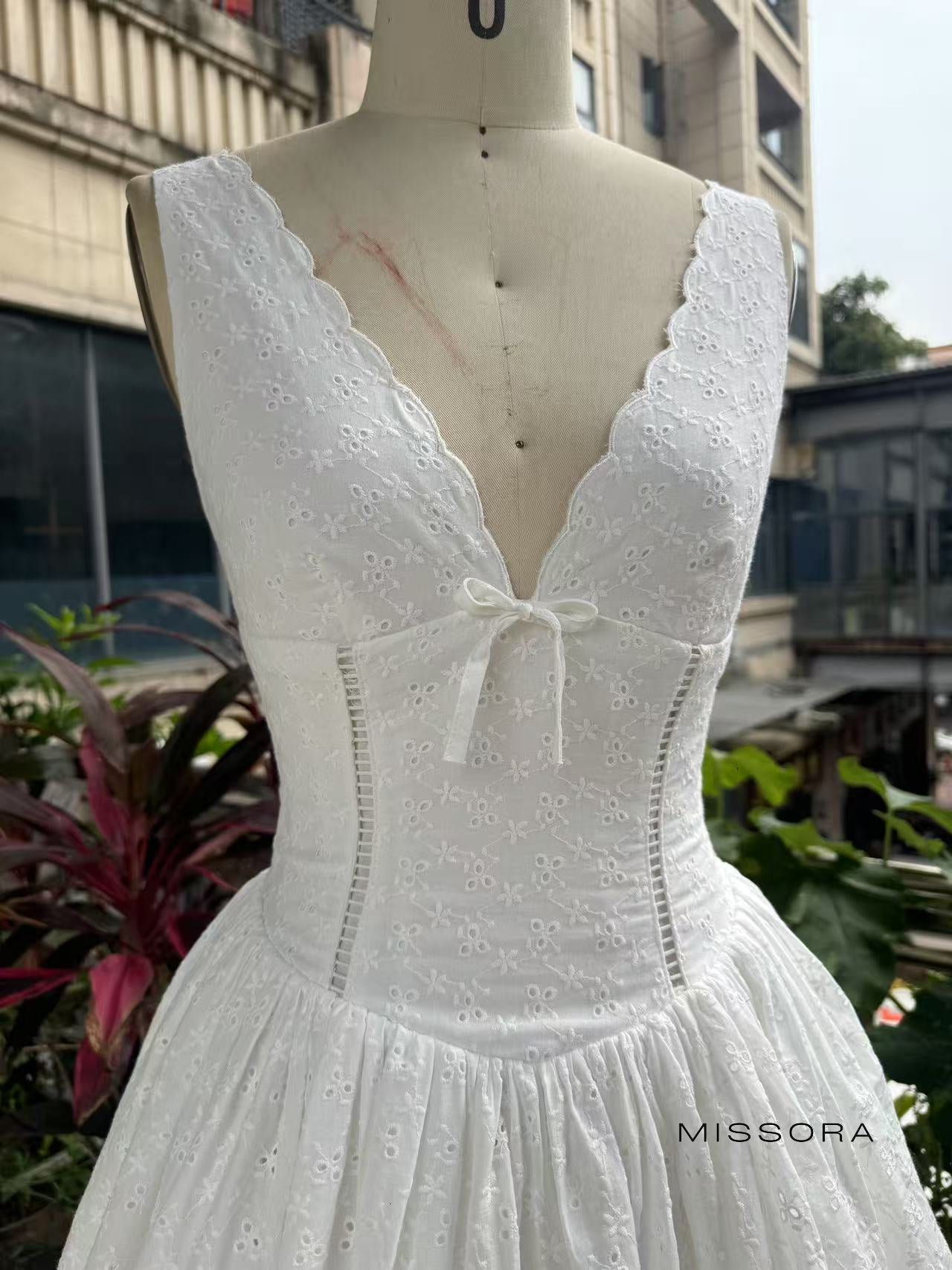 Kaileigh Dantel İşlemeli Mini Elbise [W7RTRZWO]