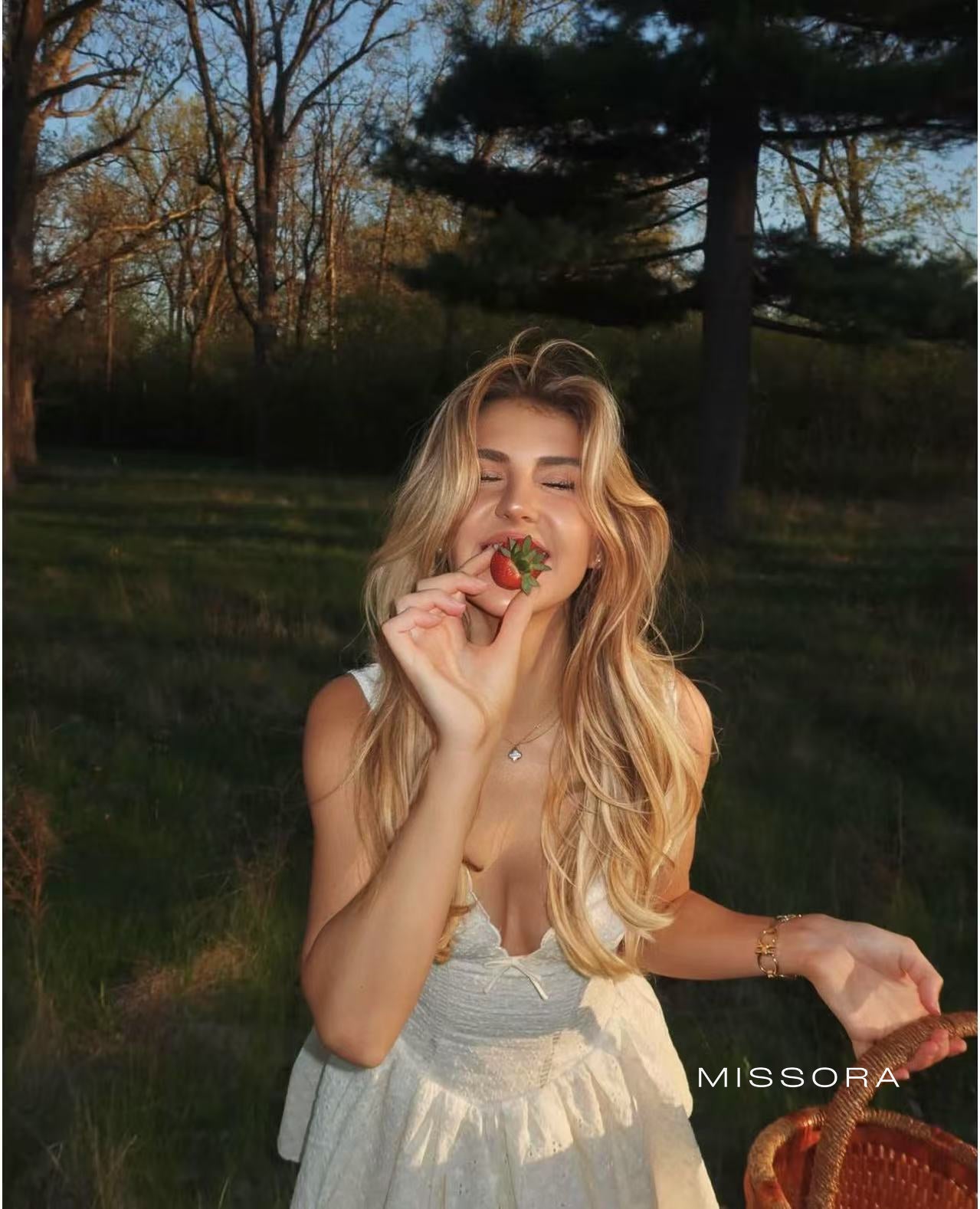 Kaileigh Dantel İşlemeli Mini Elbise [737VKOQM]