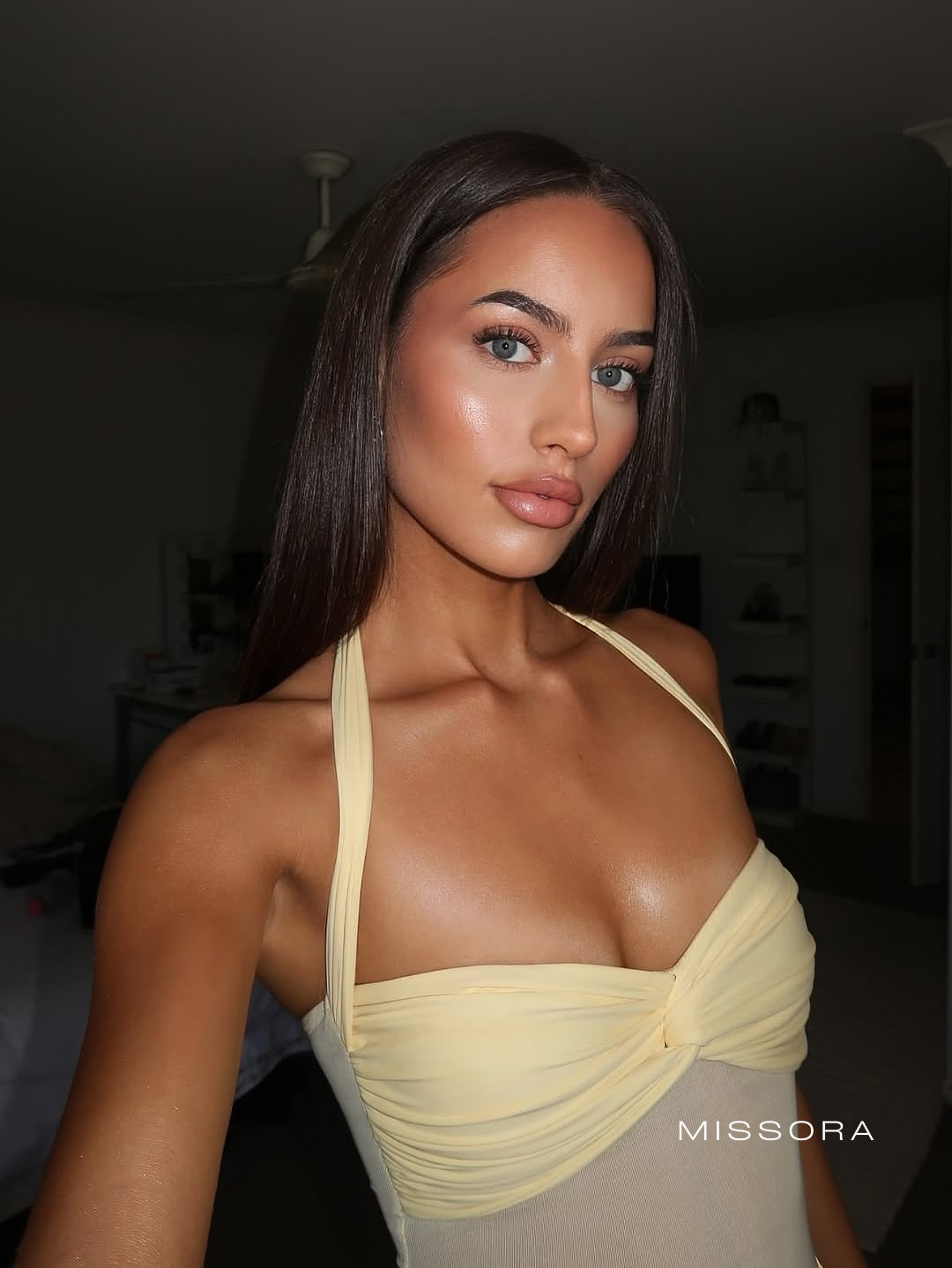 Malaika Halter Balık Kuyruğu Elbise [9V2YU9TN]