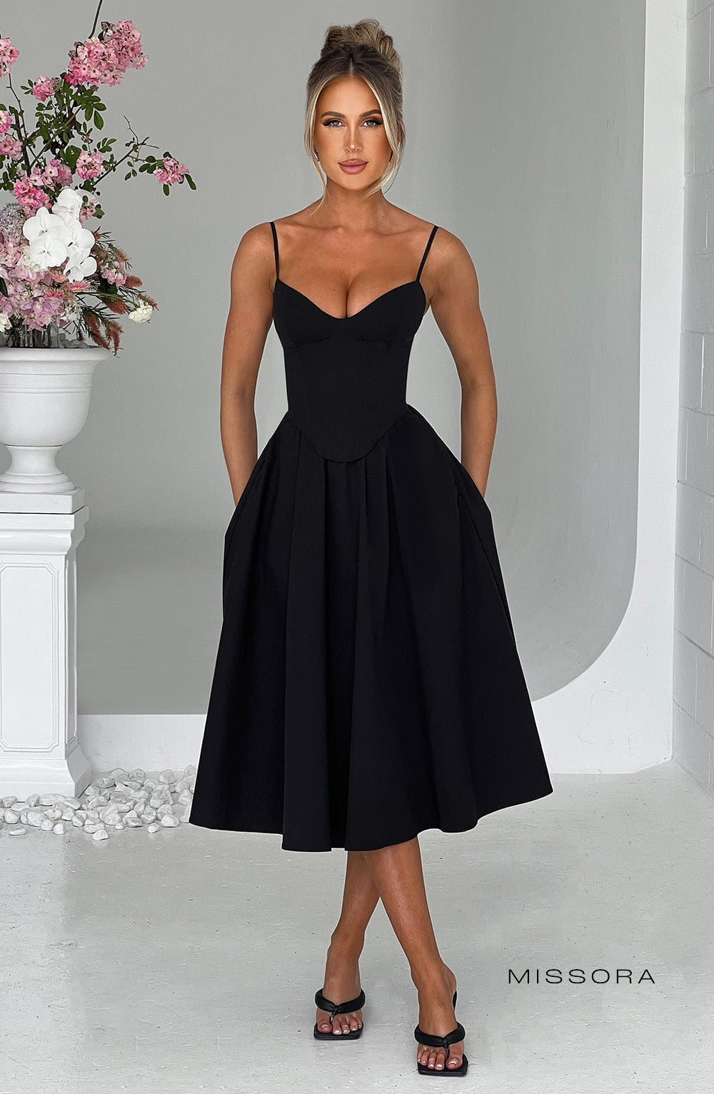 Missora Maliah Structured Corset Midi Dress