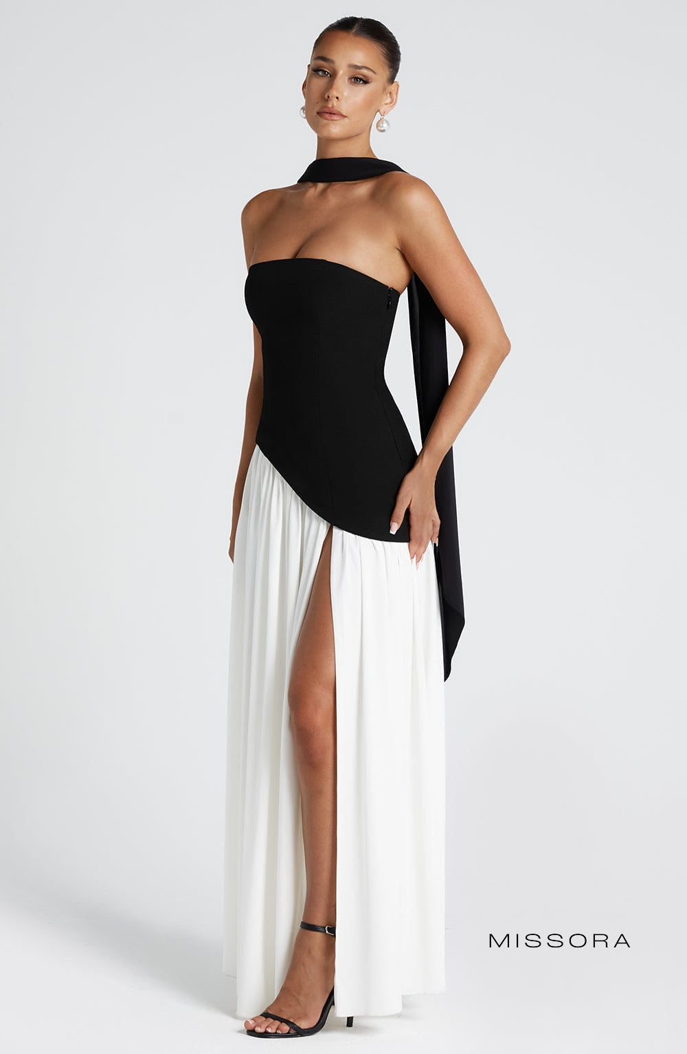 Missora Maliyah Chiffon Slit Maxi Dress - Black/White