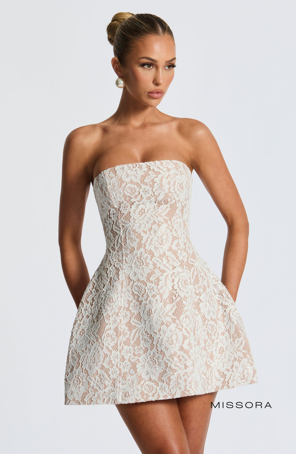 Missora Marlie Strapless Lace Mini Dress