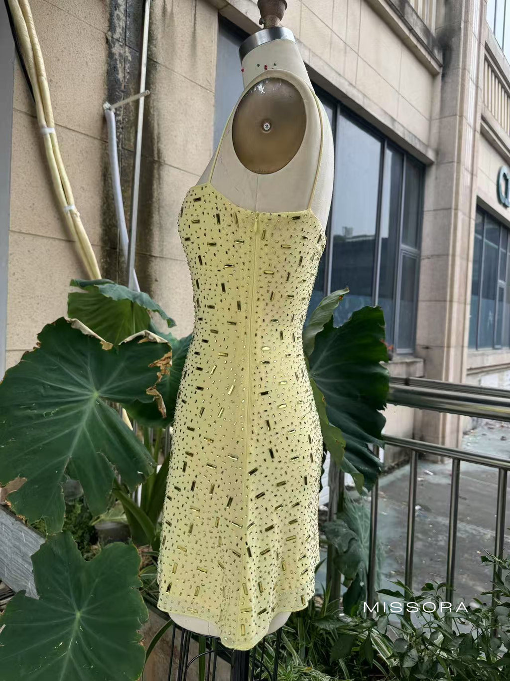 Solange Pırıltılı Straplez Mini Elbise [L4J1CBZD]