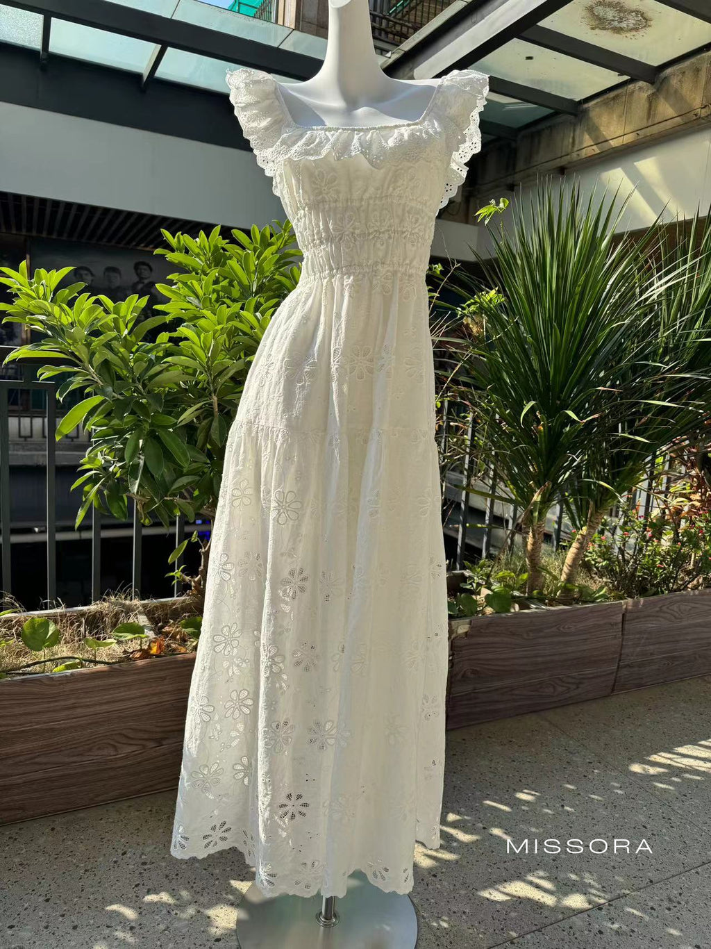 Svetlana İşlemeli Dantel Maksi Elbise [9JHEN8B2]