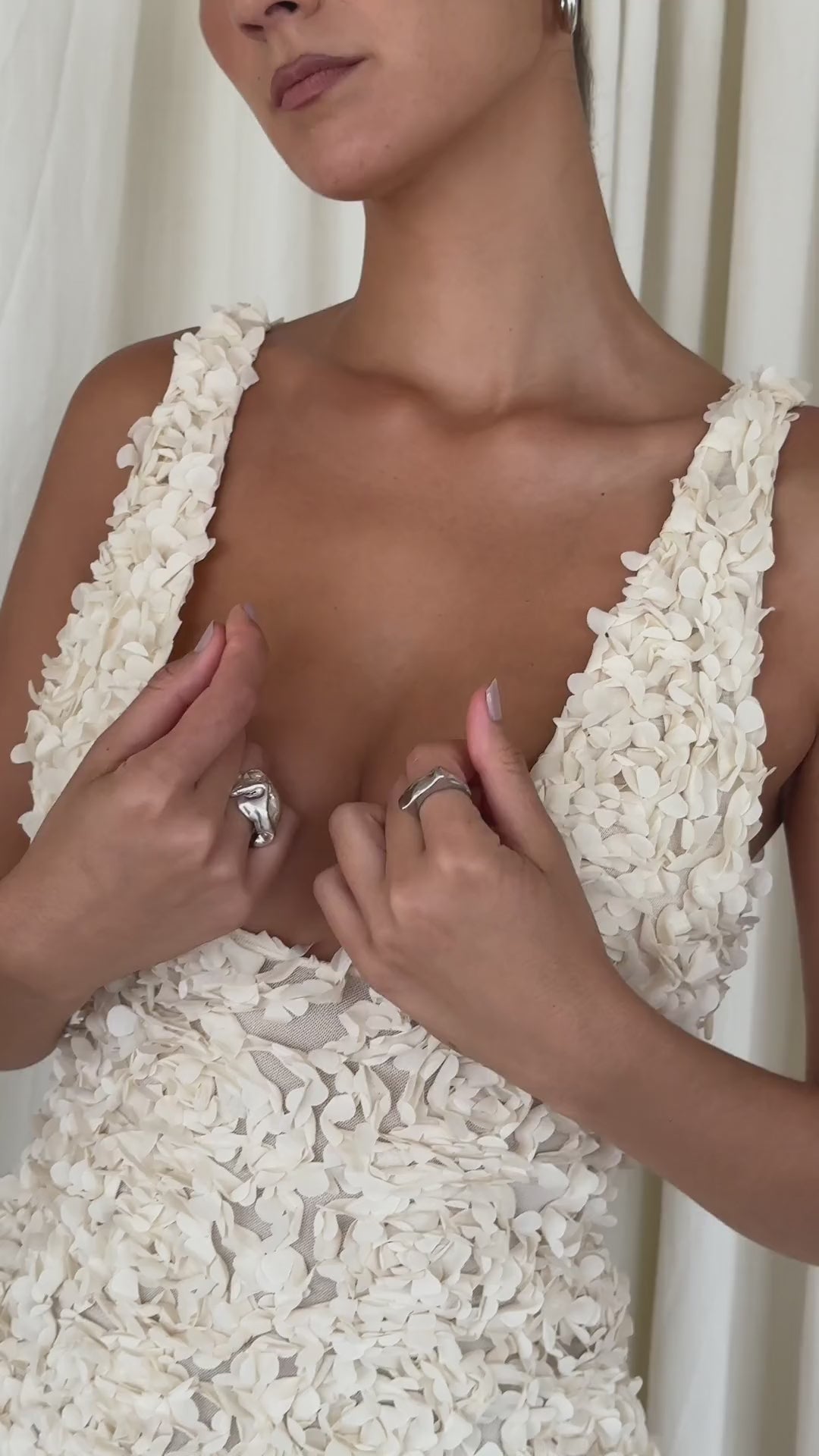 Ellora Çiçek Dokulu Midi Elbise